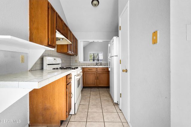 10916 ROGERS HORNSBY Street, El Paso, TX 79934