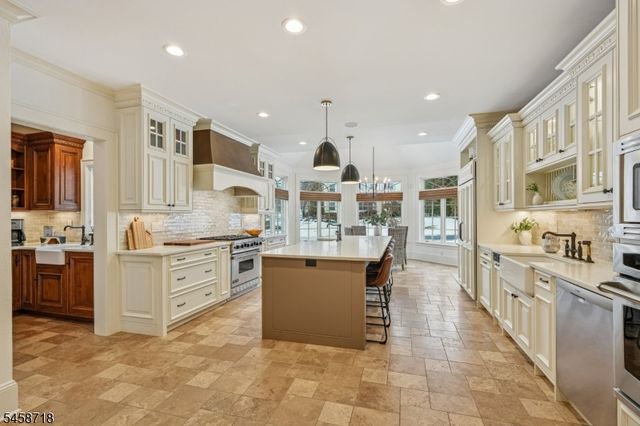 55 OXBOW LANE, Summit City, NJ 07901