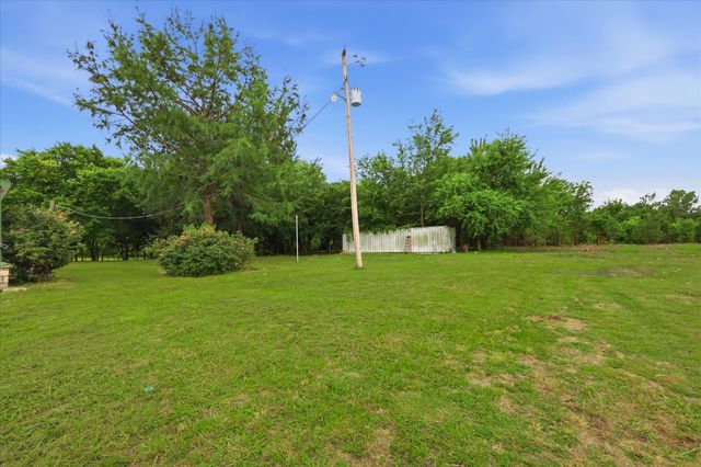 658 CR 5012, Leonard, TX 75452