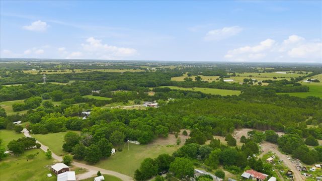 658 CR 5012, Leonard, TX 75452