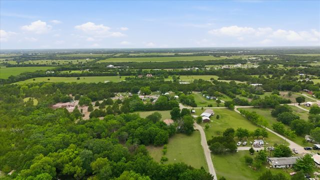 658 CR 5012, Leonard, TX 75452