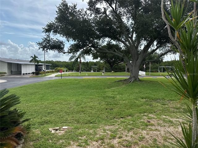 684 MOUNT LANCASTER AVENUE NE 644, St Petersburg, FL 33702