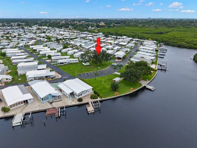 684 MOUNT LANCASTER AVENUE NE 644, St Petersburg, FL 33702