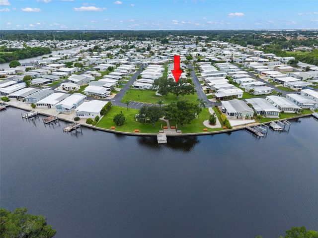 684 MOUNT LANCASTER AVENUE NE 644, St Petersburg, FL 33702