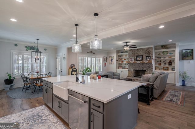 2100 Stonegate Way, Monroe, GA 30656