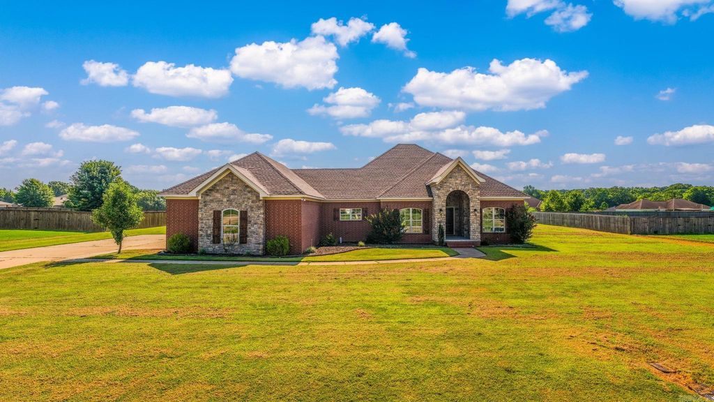 62 Colt Loop, Greenbrier, AR 72058
