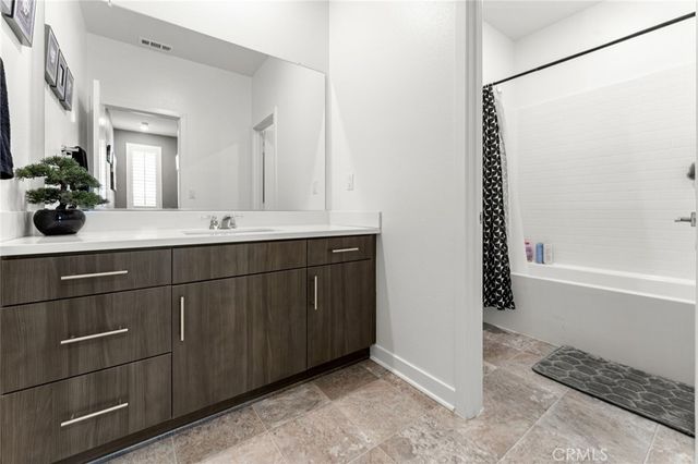 16763 Plantain, Fontana, CA 92336