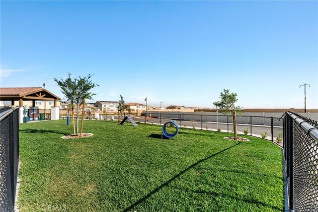 16763 Plantain, Fontana, CA 92336