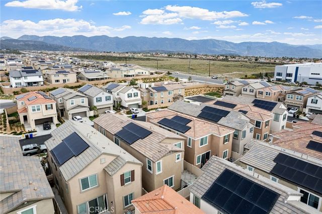 16763 Plantain, Fontana, CA 92336