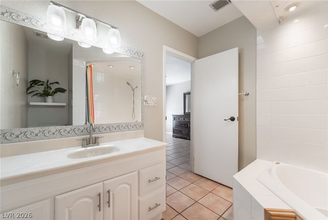 3483 Victory Avenue, Las Vegas, NV 89121