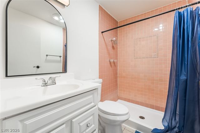 3483 Victory Avenue, Las Vegas, NV 89121