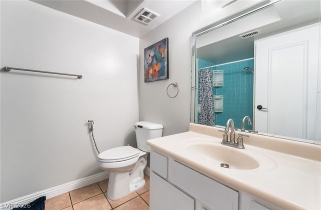 3483 Victory Avenue, Las Vegas, NV 89121