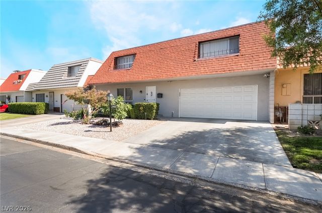 3483 Victory Avenue, Las Vegas, NV 89121