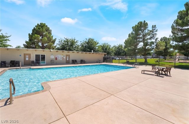 3483 Victory Avenue, Las Vegas, NV 89121