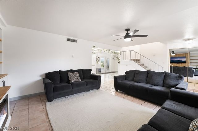 3483 Victory Avenue, Las Vegas, NV 89121