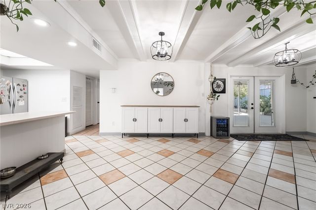 3483 Victory Avenue, Las Vegas, NV 89121