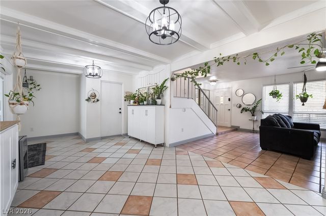 3483 Victory Avenue, Las Vegas, NV 89121
