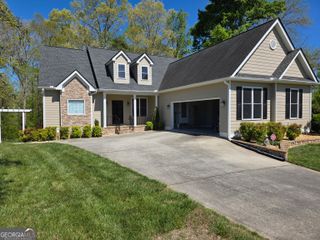 525 Pirklefield Drive, Covington, GA 30014