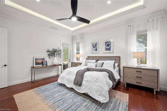 27153 Barefoot LN, Bonita Springs, FL 34135