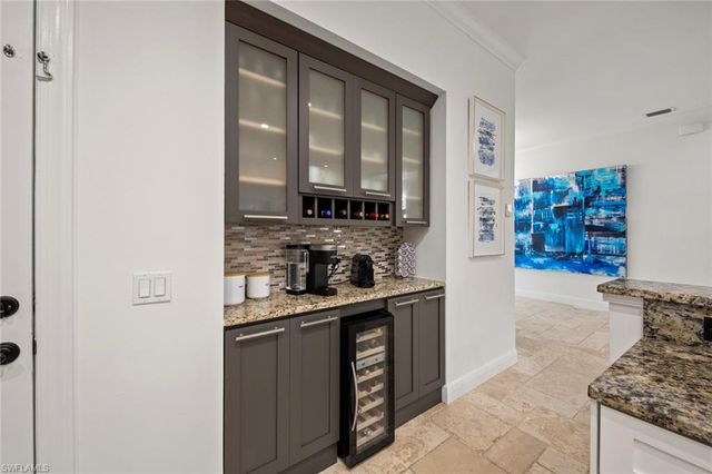 27153 Barefoot LN, Bonita Springs, FL 34135