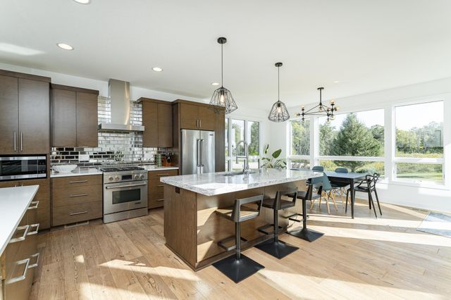 4080 Ironton Lane SW, Rochester, MN 55902