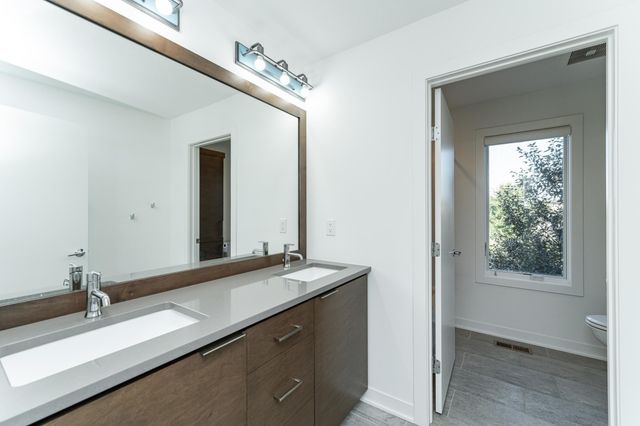 4080 Ironton Lane SW, Rochester, MN 55902