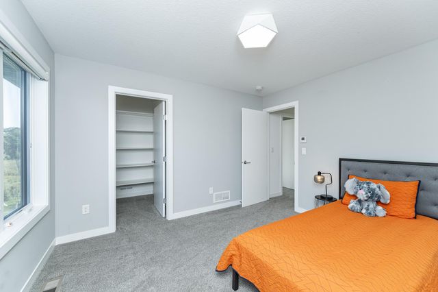 4080 Ironton Lane SW, Rochester, MN 55902