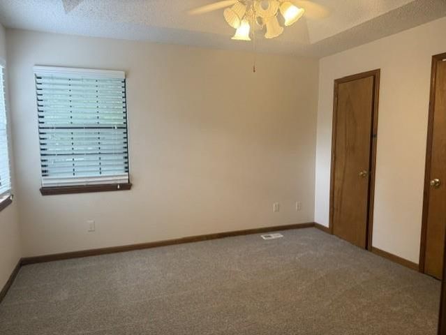 328 NE Greystone Drive, Lee's Summit, MO 64063
