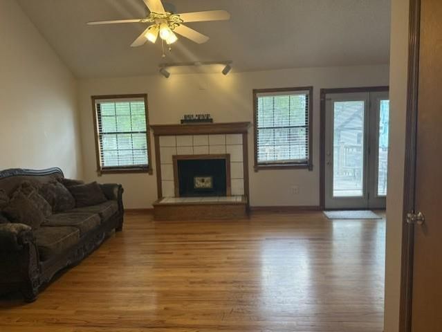 328 NE Greystone Drive, Lee's Summit, MO 64063