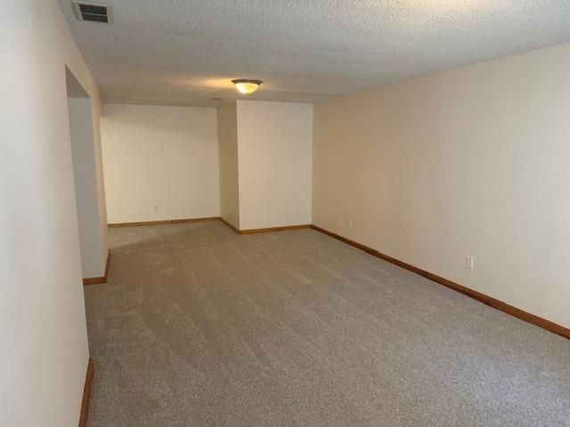 328 NE Greystone Drive, Lee's Summit, MO 64063