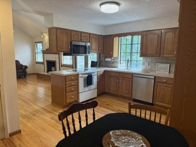 328 NE Greystone Drive, Lee's Summit, MO 64063