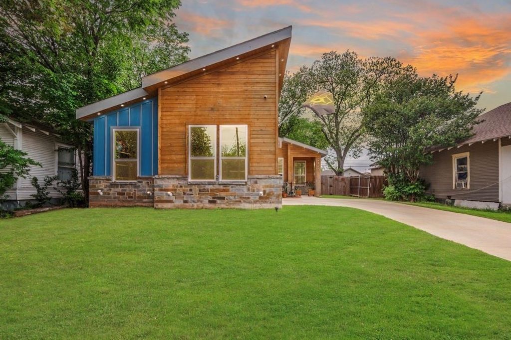 2123 Ramsey Avenue, Dallas, TX 75216