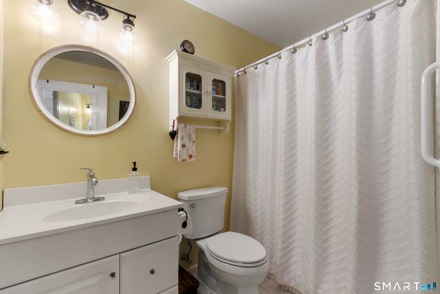 177 Julia Court 177, Newtown, CT 06482