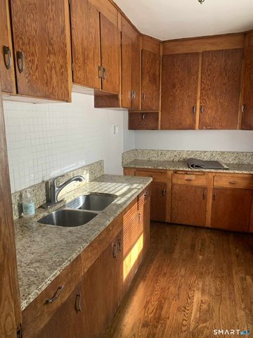 81 Chambers Street, Waterbury, CT 06708