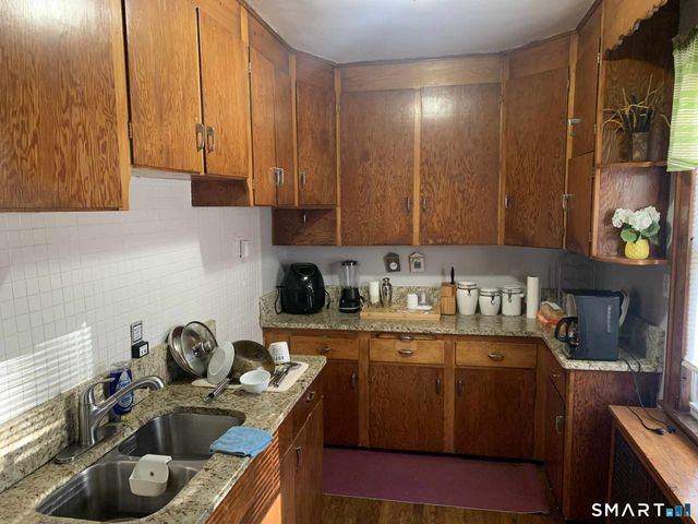 81 Chambers Street, Waterbury, CT 06708