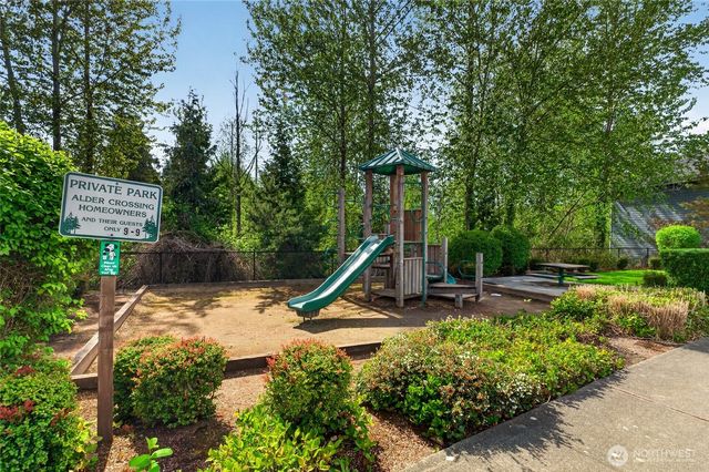 335 NE GRAHAM Avenue, Renton, WA 98059