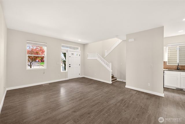 335 NE GRAHAM Avenue, Renton, WA 98059