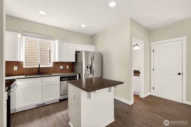 335 NE GRAHAM Avenue, Renton, WA 98059