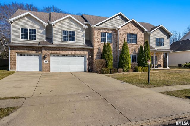 1817 AUTUMN Ridge, Washington, IL 61571