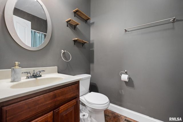 1817 AUTUMN Ridge, Washington, IL 61571