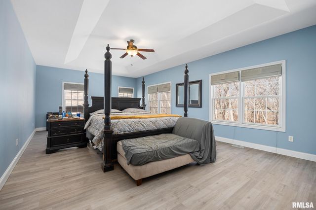 1817 AUTUMN Ridge, Washington, IL 61571