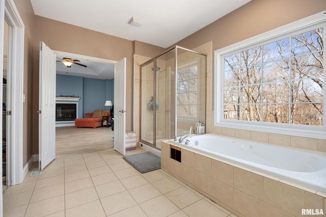 1817 AUTUMN Ridge, Washington, IL 61571