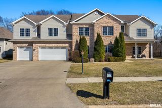 1817 AUTUMN Ridge, Washington, IL 61571