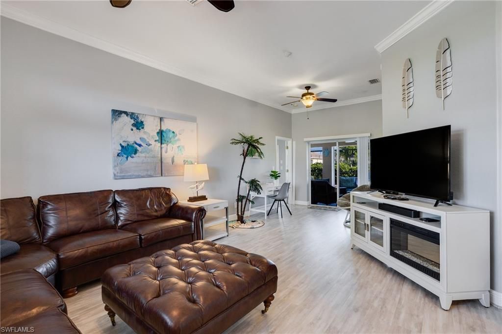Image 17 of property listing at 201 SW 35th ST, Cape Coral, FL 33914