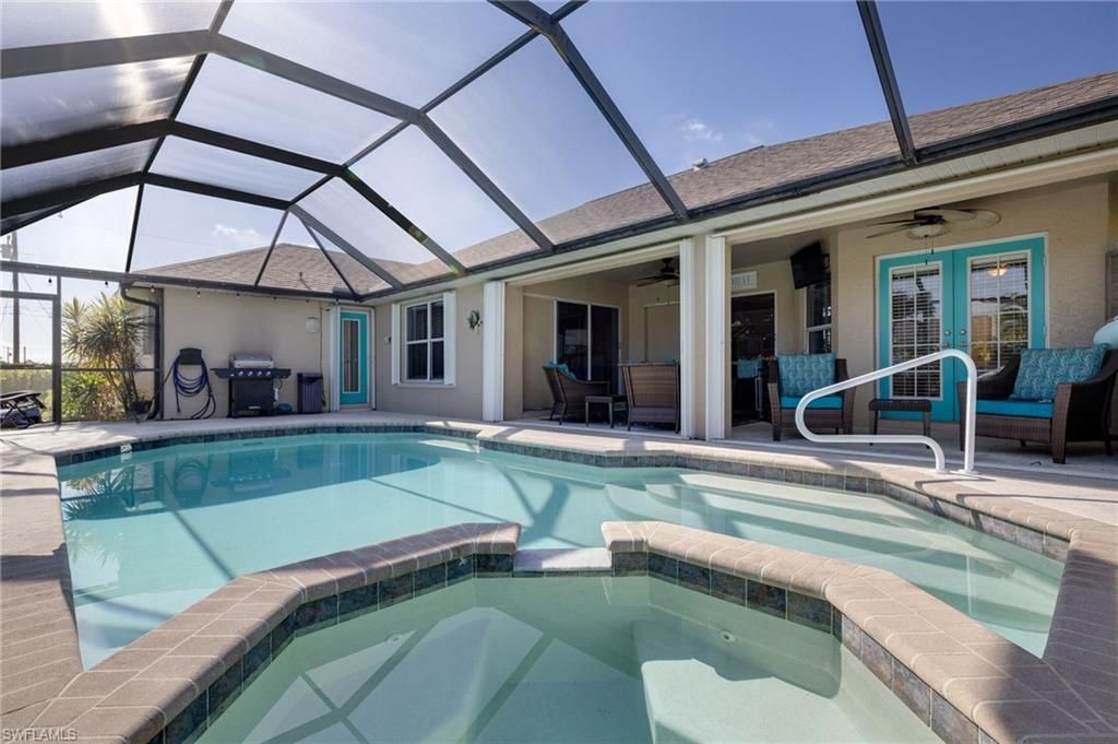Image 29 of property listing at 201 SW 35th ST, Cape Coral, FL 33914
