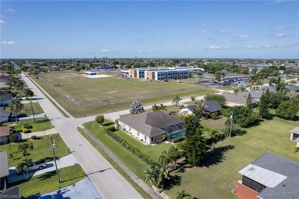 Image 33 of property listing at 201 SW 35th ST, Cape Coral, FL 33914