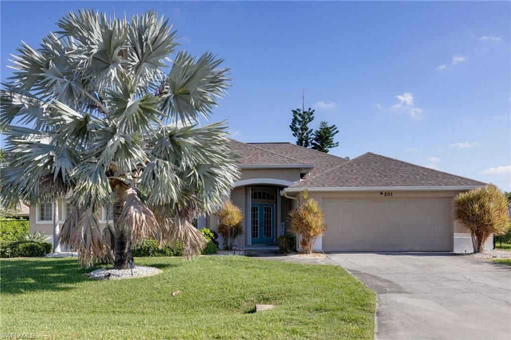 Image 37 of property listing at 201 SW 35th ST, Cape Coral, FL 33914