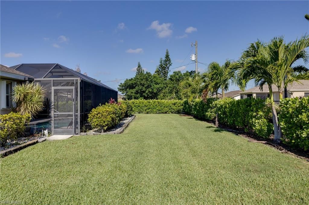 Image 38 of property listing at 201 SW 35th ST, Cape Coral, FL 33914