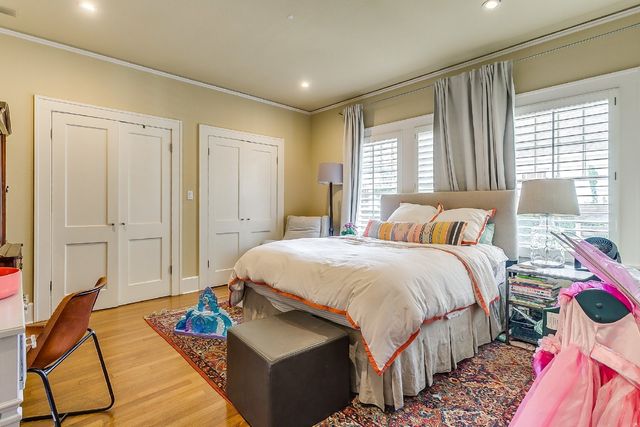 2606 Cockrell Avenue, Fort Worth, TX 76109