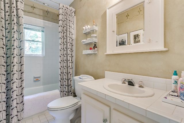 2606 Cockrell Avenue, Fort Worth, TX 76109